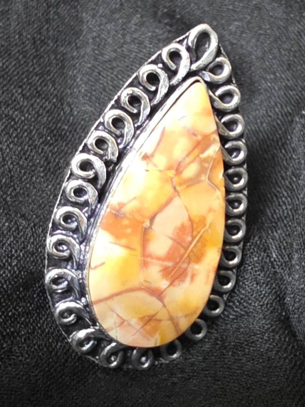 NWOT-Natural cobra jasper stone